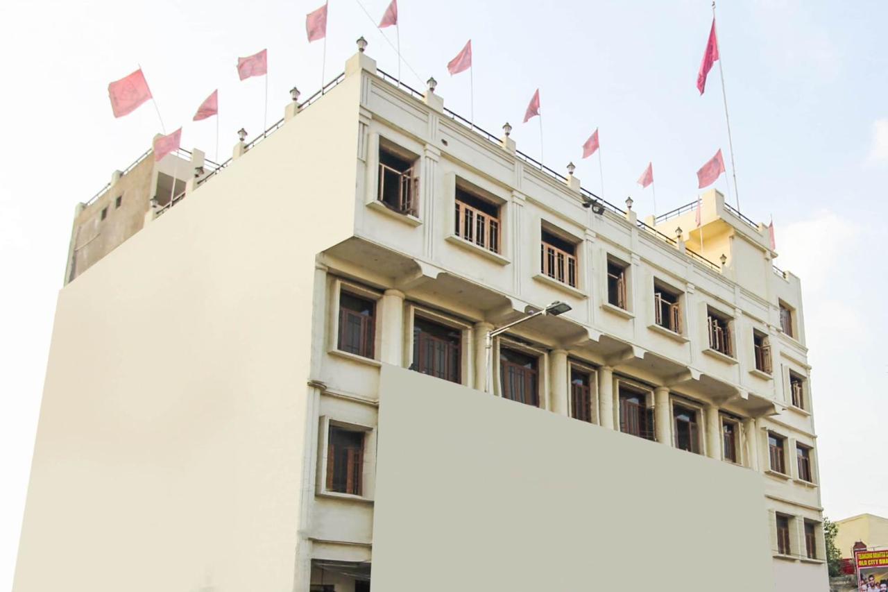 Oyo 7343 Al Shareef Palace Hyderabad Exterior foto